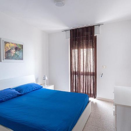 Appartamento A 150 M Dal Mare Climatizzato Con Bellissimo Patio Esterno Торре-Пали Экстерьер фото